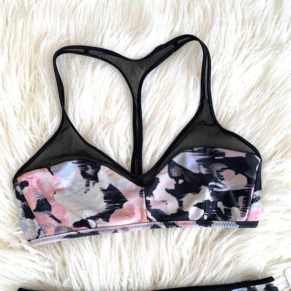 NEW✨Lululemon Reversible Swim Set - Picture 5 of 16